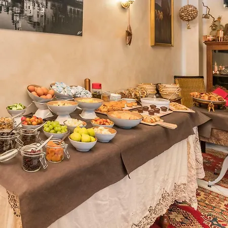 بيت ضيافة Casa Benamati By Kelly مالتشيزينيه