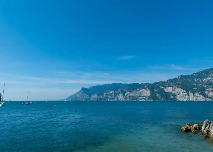 Gasthof Casa Benamati By Kelly Malcesine