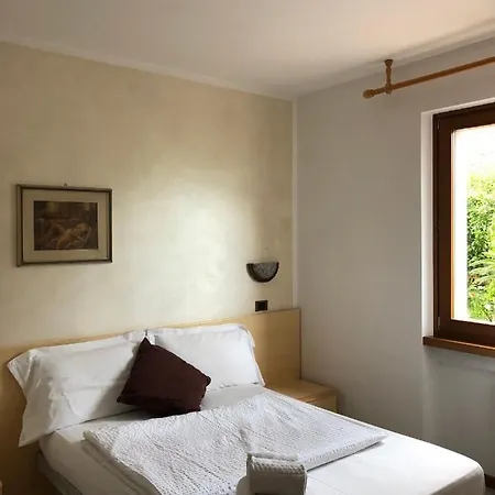 Casa Benamati By Kelly 3* Malcesine