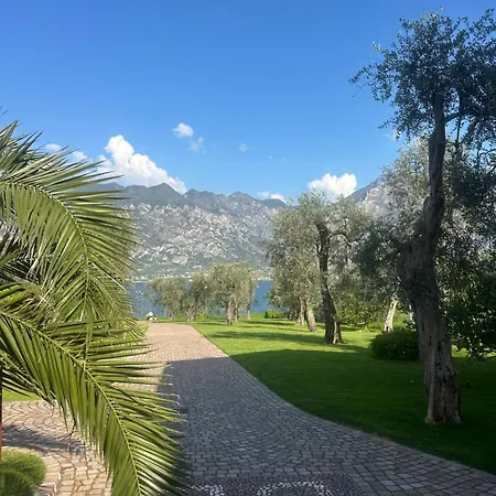 Casa Benamati By Kelly Malcesine