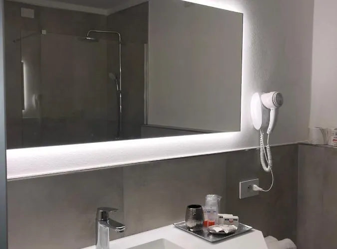 Casa Benamati By Kelly 3* Malcesine