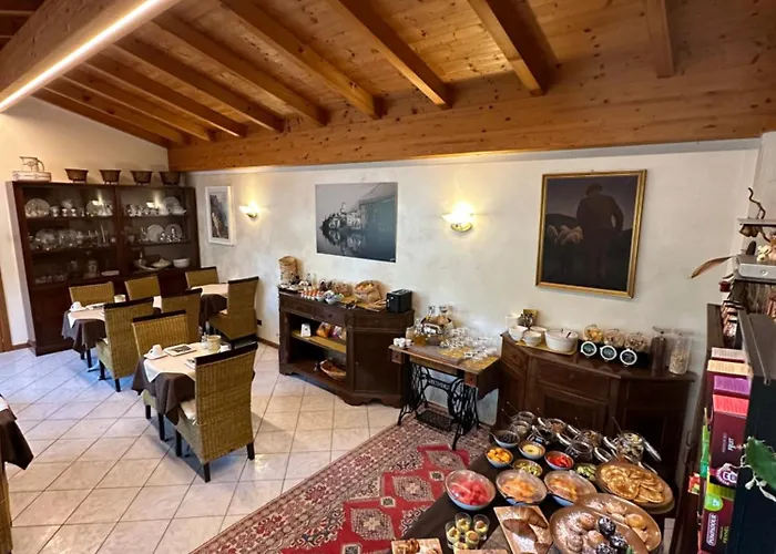 Casa Benamati By Kelly 3* Malcesine