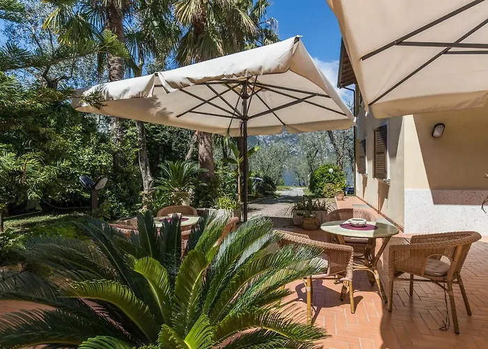 Casa Benamati By Kelly Pensionat Malcesine