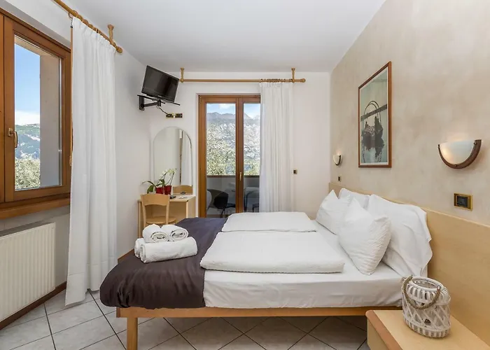 Pensión Casa Benamati By Kelly Malcesine