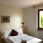 Casa Benamati By Kelly 4* Malcesine