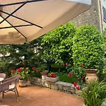 Casa Benamati By Kelly Gasthof