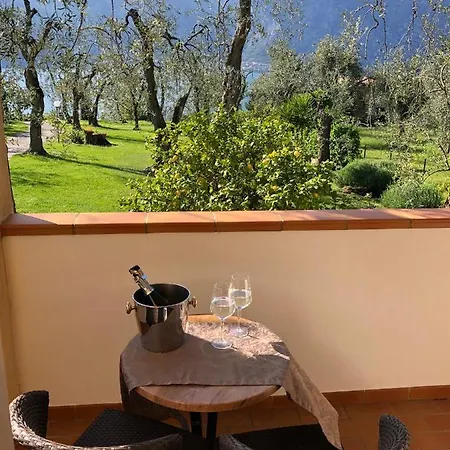 Casa Benamati By Kelly Malcesine