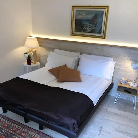 Casa Benamati By Kelly 3* Malcesine